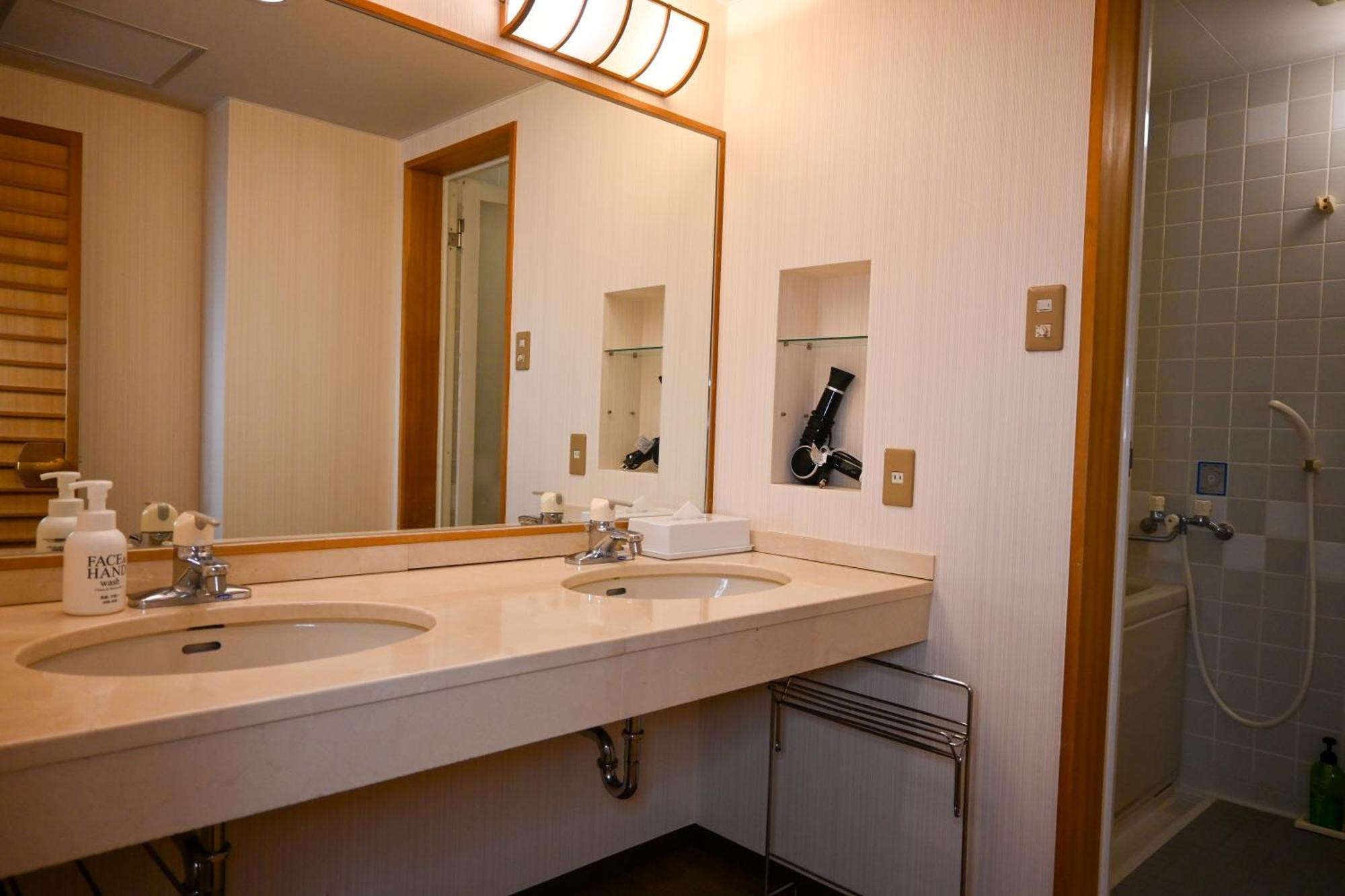 האקובה Hotel Goryukan מראה חיצוני תמונה